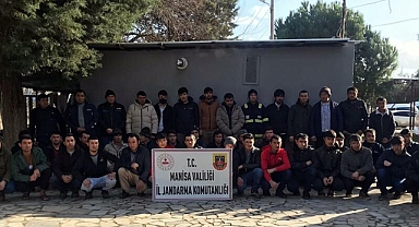 Metal Tesisinde 34 Kaçak Afgan İşçi Yakalandı: İş Yeri Sahibine 1,5 Milyon Lira Ceza