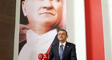 Özgür Özel'den Miting Çağrısı: Beş Tane Celladın Hukuku Katletmesine, Geleceğimizi Karartmasına Sessiz Kalmayacağız