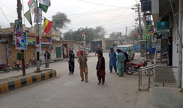 Pakistan'da Siyasi Parti Mitingini Hedef Alan Bombalı Saldırı: 4 Ölü, 5 Yaralı