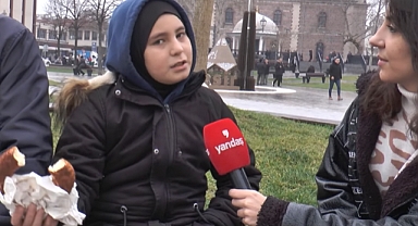 Sokak Röportajında Konuşan Kız Çocuğunun 'Fiyat' İsyanı: Kantinden Bir Şey Almak İstiyorum, Hayallerim Kırılıyor