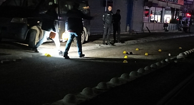 Tartıştığı Kişiyi Tabancayla Vurdu, Kuruyemişçiden Alışveriş Yapıp Ateş Etmeye Devam Etti