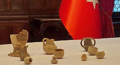 Türkiye'den İtalya'ya Yasa Dışı Yollar ile Kaçırılan 10 Tarihi Eser Yurda Dönüyor