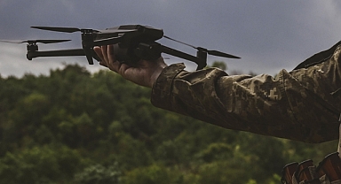 Ukrayna'da Yaralı Asker Drone Aracılığıyla Kurtarıldı