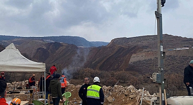 9 İşçinin Göçük Altında Kaldığı İliç Faciasında, Madendeki Titreşim Sinyal Sisteminin Bozuk Olduğu Ortaya Çıktı