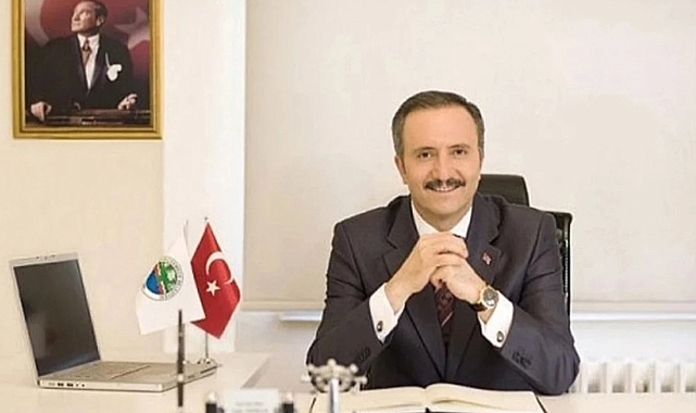 AKP Küçükçekmece Belediye Başkan Adayı Aziz Yeniay'ın Seçim Çalışması Sırasında Uzun Namlulu Silahlarla Saldırı Düzenlendi