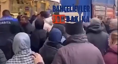 AKP'li Bahçelievler Belediye Başkanı'nın Kendisini 'Seni Dansöz Diye Oynatırım' Diyerek Tehdit Ettiğini İddia Eden Şahıs, Bahadır'a Dansöz Kıyafeti Fırlattı