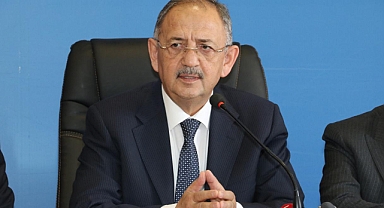AKP'li Bakan Mehmet Özhaseki: Köy Evlerini Teslim Ettiğim Depremzedeler Bana 'Evimizin Yıkıldığı İyi Olmuş, Bize Mis Gibi Villa Verdiniz' Diyor