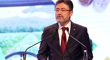 AKP'li Bakan Yumaklı: Türkiye'nin 2050 Yılındaki Nüfusu 105 milyon, Gelecek Bir O Kadar Misafirimizi de Düşünürsek 210 Milyon 