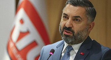 AKP'nin Sansürcü Başı Konuştu: Açık Söylüyorum Size Eşimle, Kızımla Dizi İzleyemiyorum