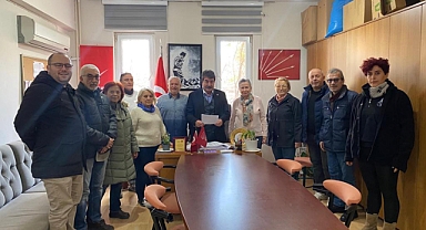 CHP Foça Yönetimi İstifa Etti