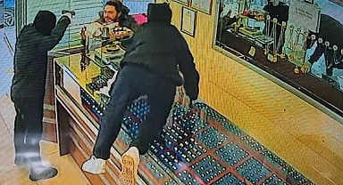 Evlenmek İçin Para Bulamadıklarını Öne Süren Çift Kuyumcu Soymaya Çalıştı: Esnaf Etkisiz Hale Getirdi