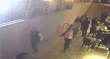 Hakime 'İstesem Öldürürdüm, Suç Kayıtlarıma Bakınca Anlarsınız' Diyen Yaralama Sanığına, İlk Duruşmada Tahliye