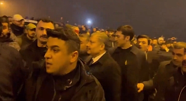 Hataylılar Lütfü Savaş ve Fahrettin Koca'yı Protesto Etti: Ahınız Var