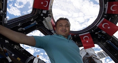 İlk Türk Astronot Alper Gezeravcı'nın Uzay Görevi Sona Erdi: Ax-3 Ekibi için Veda Töreni Düzenlendi