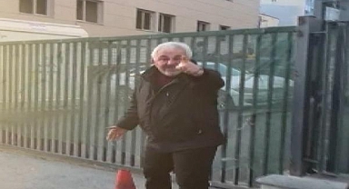 İstanbul'da Taksici ile Yaya Arasında Biber Gazlı 'Ayağımı Ezdin' Tartışması 