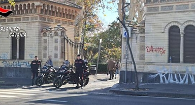 İtalya'da 7 Mısırlı Göçmen 13 Yaşındaki Kız Çocuğuna Saldırıp Cinsel İstismarda Bulundu
