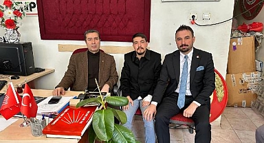 Kayseri'de CHP'nin Belediye Başkan Adayı Deniz Onaç, Kendisine Otostop Çeken Kişilerce Gasp Edildi ve Bıçaklandı