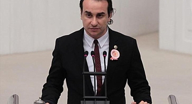 Kutalmış Türkeş'ten, Adana'da Ayyüce Türkeş'i Hedef Alan MHP'lilere: Sizlerin Türkeş'in Evladı Olması İmkansız