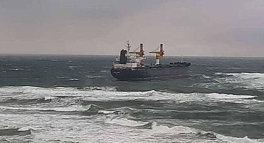 Marmara'da Kargo Gemisi Battı: 6 Mürettebatı Kurtarmak İçin Çalışma Başlatıldı