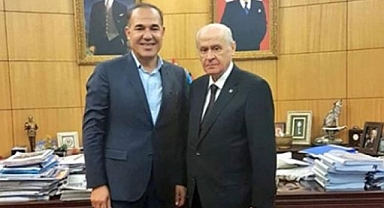 MHP'de Adana Depremi: 3 İlçe Başkanlığı Kapatıldı, Bahçeli'nin Başdanışmanı Hüseyin Sözlü Disipline Sevk Edildi