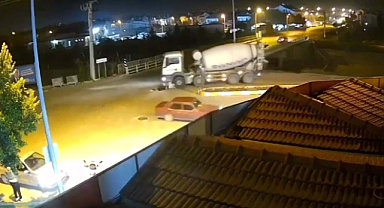 Muğla'da Beton Mikserinin Çarptığı Genç Kız Ağır Yaralandı 