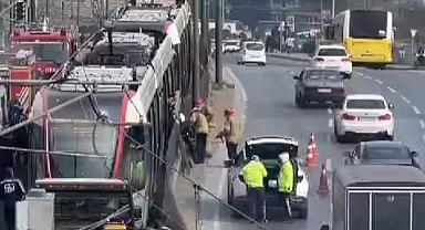 Topkapı'da Bir Vatandaş Tramvayın Altında Kaldı: Seferler Duraklatıldı