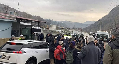 Tunceli'den Erzincan'a Eylem Amaçlı Yapılan Geçişler Yasaklandı