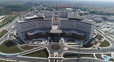 Adana Şehir Hastanesi'nde Mobbing İddiası: Arkamda Ömer Çelik Var