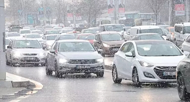Ankara'da Kar Yağışı Etkili Oldu