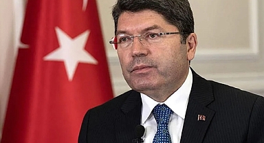 CHP'deki Para Sayma Görüntülerine İlişkin Konuşan Bakan Tunç'tan Dünyanın En Kısa Fıkrası: Benim Yargıya Talimat Vermem, Savcılığa Talimat Vermem Söz Konusu Olamaz