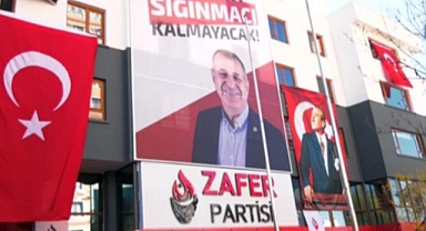 İstanbul'da Ümmetçiler ve Türk Milliyetçileri Arasında Gerginlik