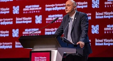 İYİ Partili İzmir Büyükşehir Belediye Başkan Adayı Ümit Özlale, Dar Gelirli Ailelerin Çocuklarına 30 Bin Adet Eğitim Kartı Dağıtılacağını Duyurdu