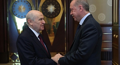 İYİ Partili Tolga Akalın: Tayyip Erdoğan, MHP'yi Bizim Elimizden Alıp Devlet Bey'e Teslim Etti