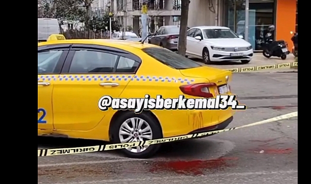 Kadıköy'de Bir Taksici Gasp Edilip Şah Damarından Bıçaklandı
