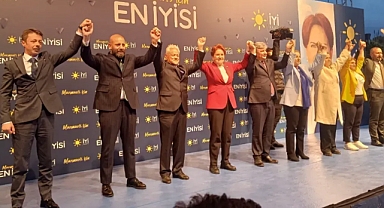 Meral Akşener'den AKP ve CHP'ye Eleştiri: İki Tarafın da Birbirinden Farkı Yok