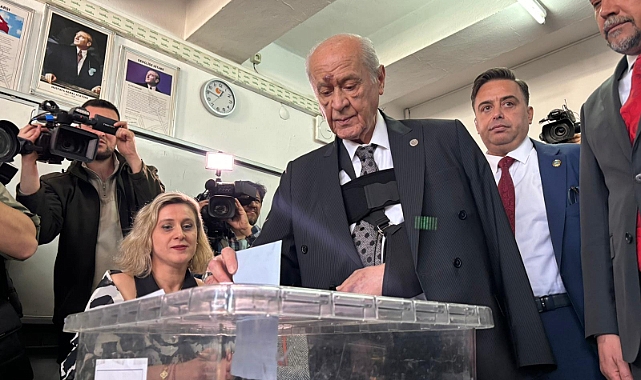 MHP'li Büyükataman: Devlet Bey'in Yüzündeki Morluklar Kazadan Dolayı