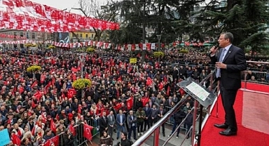 Özgür Özel Zehirli Oku Attı: Aramızda Kalsın, Kimseye Söylemeyin, Anketlerde Öndeyiz