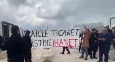 Özhaseki'ye Şanlıurfa'da İsrail Protestosu: Özhaseki Protestocuları Azarladı 
