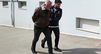 Polisin Durdurduğu Yolcu Otobüsünde, 62 Yaşındaki Adamın Valizinden 22 Kilo Esrar Çıktı