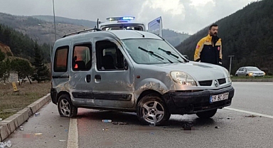 Samsun'da Önüne Çıkan Başıboş Köpeğe Çarpmamak için Manevra Yapan Sürücünün Aracındaki 14 Aylık Bebek Hayatını Kaybetti
