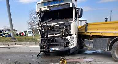 Tekirdağ'da TIR Yolcu Minibüsüne Çarptı: 5 Ölü, 10 Yaralı