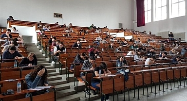Türk Üniversitelerinde 48 Vatansızın Eğitim Gördüğü Ortaya Çıktı