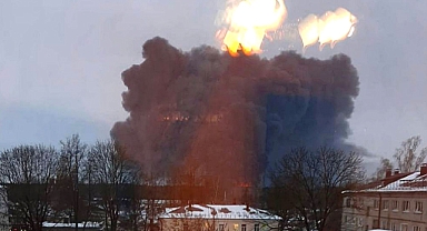Ukrayna'nın Rusya'nın Kursk Bölgesinde Bir Petrol Rezervuarını Vurduğu İddia Edildi