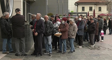 Vatandaşın Ucuz Et Kuyruğu 'Utancı'