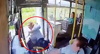 Adana'da Bir Kadın Dengesini Kaybederek Kapısı Açık Otobüsten Düşüp Hayatını Kaybetti: Sürücü Yeniden Gözaltına Alındı