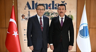 AKP'de Parti İçi Operasyon: Çöplerin Toplanmadığı Altındağ'da Veysel Tiryaki, Eski Başkan Asım Balcı'yı Suçladı