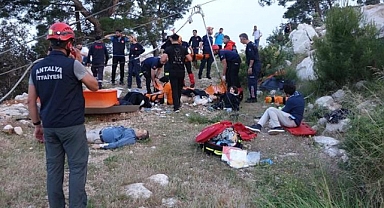 Antalya'da Teleferik Kabini Düştü: 1 Ölü, 10 Yaralı