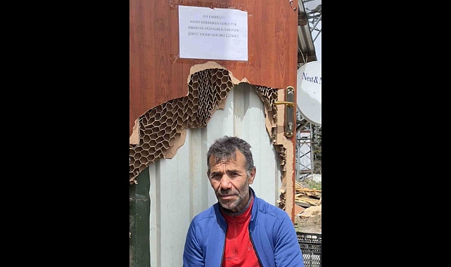 Artvin'deki Bir Kayak Merkezinde Ayı Saldırılarından Bıkan Öğretim Görevlisi Kapıya Not Bıraktı: Ayı Kardeş Kapıyı Kırmanıza Gerek Yok