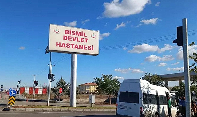 Diyarbakır’da Zil Çaldığı için Derse Girmesini İsteyen Öğretmenini Bıçaklayan Öğrenci Tutuklandı