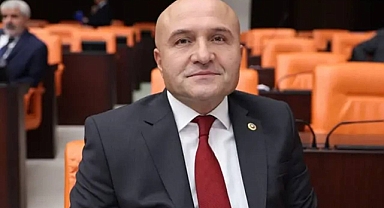  Erhan Usta, İYİ Parti Grup Başkanvekilliği'nden İstifa Etti